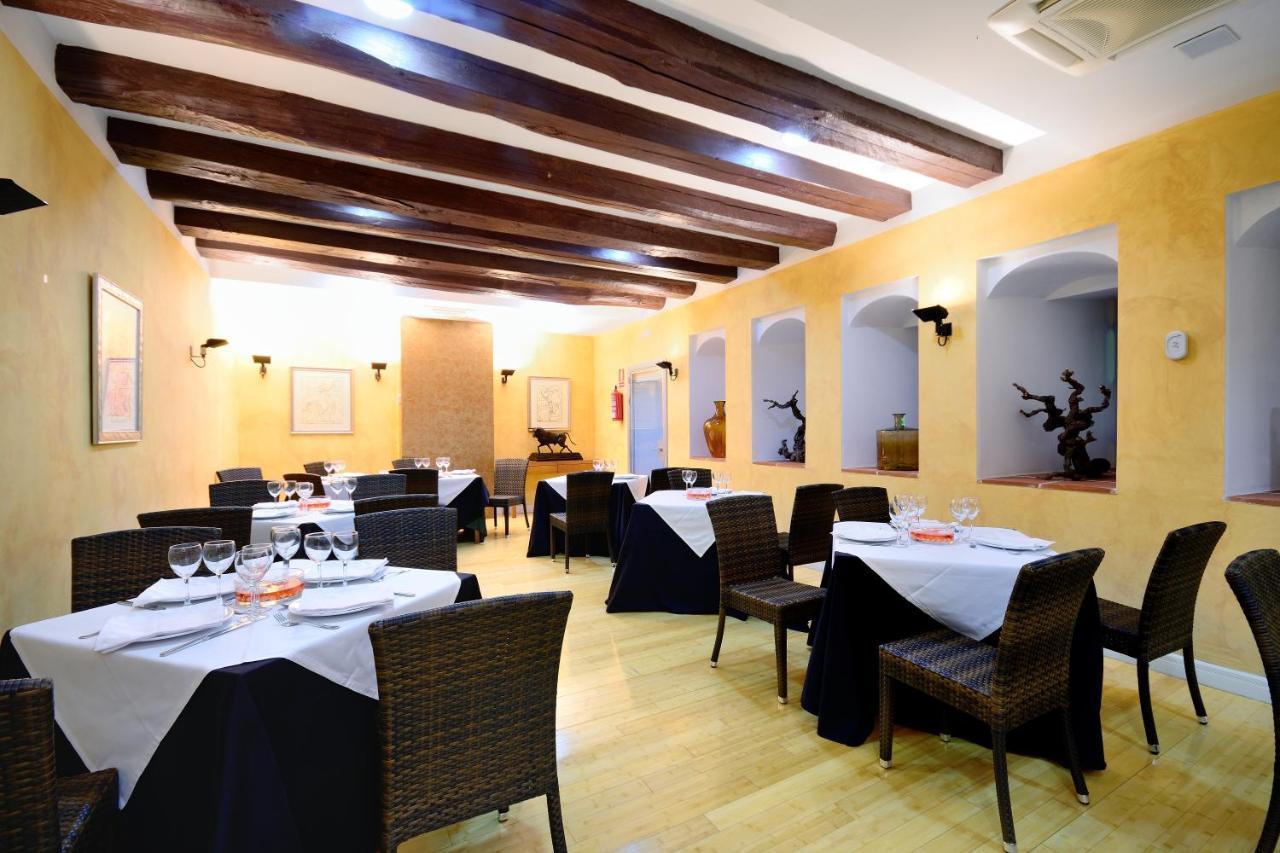 Sumaiya El Palacio Coria Extérieur photo