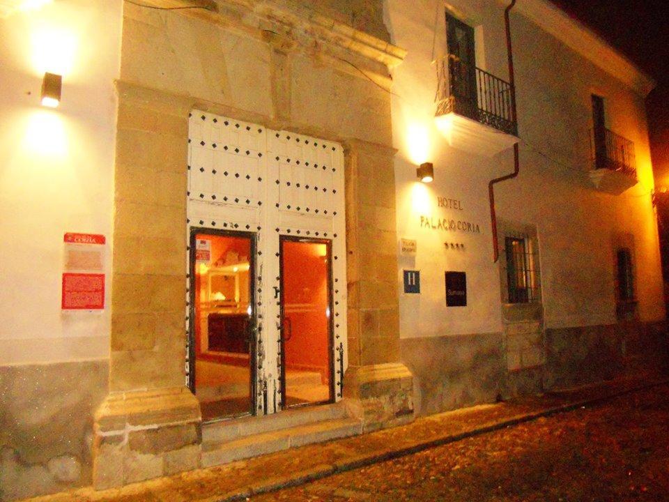 Sumaiya El Palacio Coria Extérieur photo