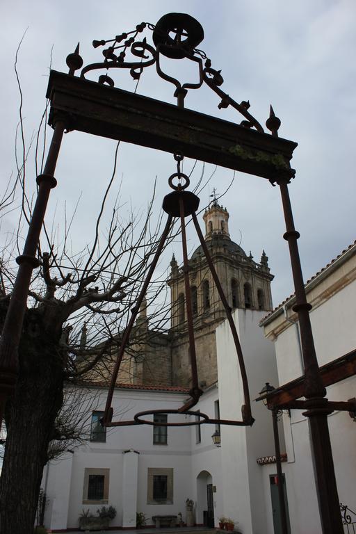 Sumaiya El Palacio Coria Extérieur photo