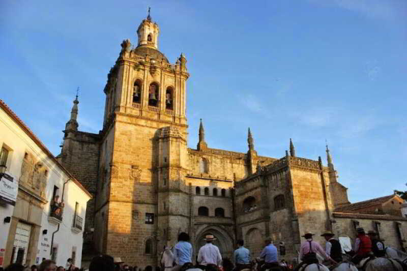Sumaiya El Palacio Coria Extérieur photo