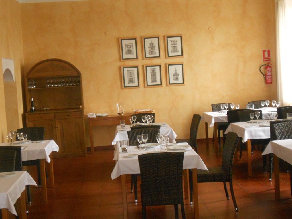 Sumaiya El Palacio Coria Extérieur photo