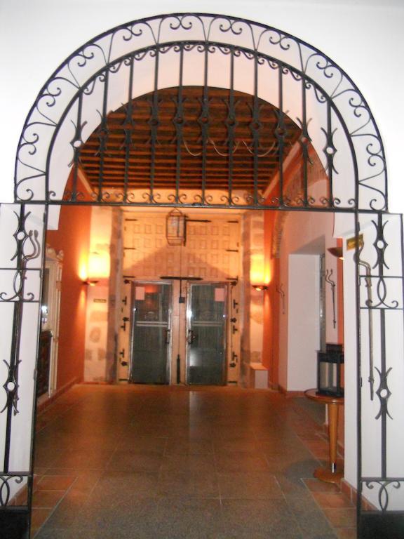 Sumaiya El Palacio Coria Extérieur photo